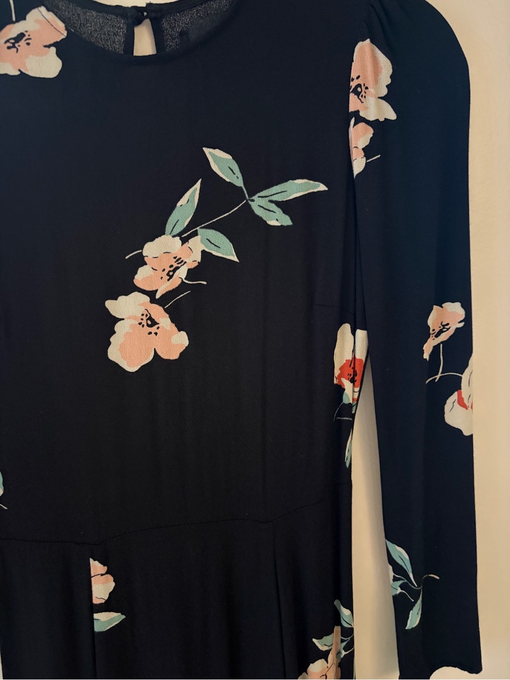 Reformation Vanessa Floral Dress - 2 - Picture 4 of 10